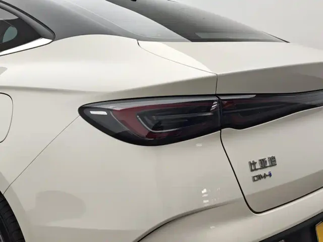 BYD Seal 06 — Фото автомобиля 15