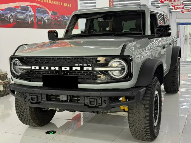 Фотография автомобиля — Ford Bronco