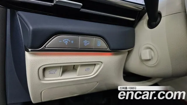 Genesis GV80 — Фото автомобиля 24