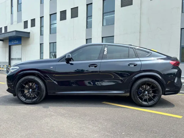 BMW X6 — Фото автомобиля 4