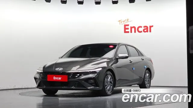 Фотография автомобиля — Hyundai Avante CN7