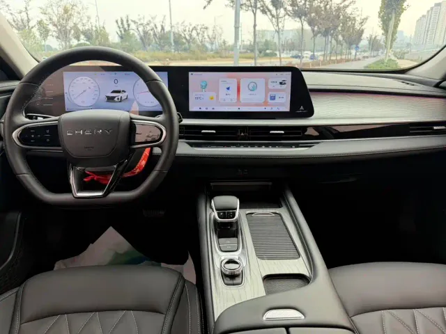Chery Arrizo 8 — Фото автомобиля 4