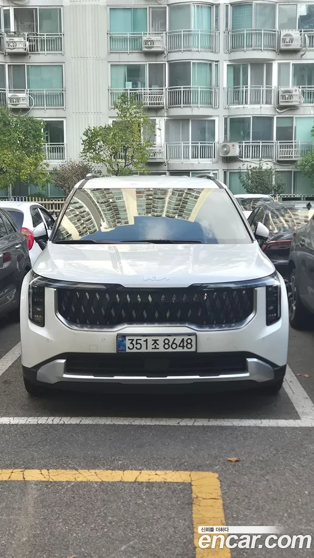 Фотография автомобиля — Kia Carnival