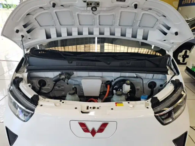 Wuling Yangguang — Фото автомобиля 15