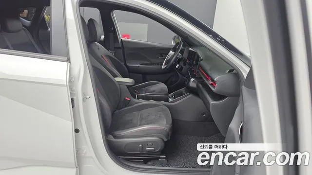 Hyundai Kona Kona (SX2) Бензин 1.6 турбо 2WD — Фото автомобиля 8