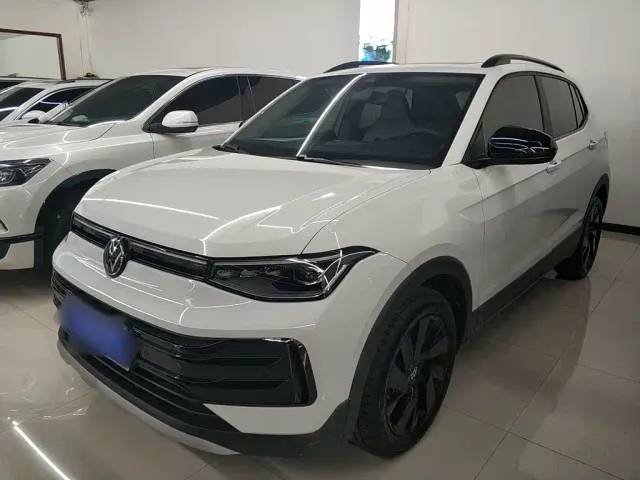 Фотография автомобиля — Volkswagen Tharu