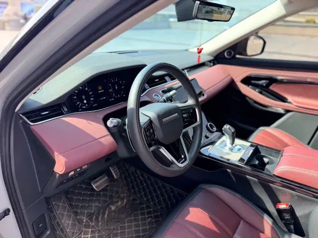 Land Rover Range Rover Evoque — Фото автомобиля 12