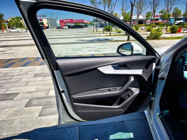 Audi Audi A4L 2023 40 TFSI Fashion Dynamic — Фото автомобиля 7