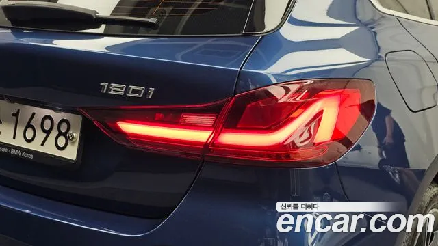 BMW 1 Series F40 — Фото автомобиля 23