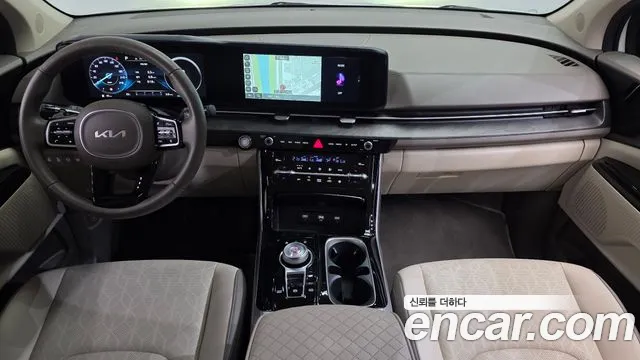 Kia Carnival Generation 4 — Фото автомобиля 7