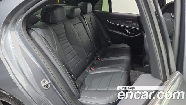 Mercedes-Benz E-Class W213 — Фото автомобиля 18
