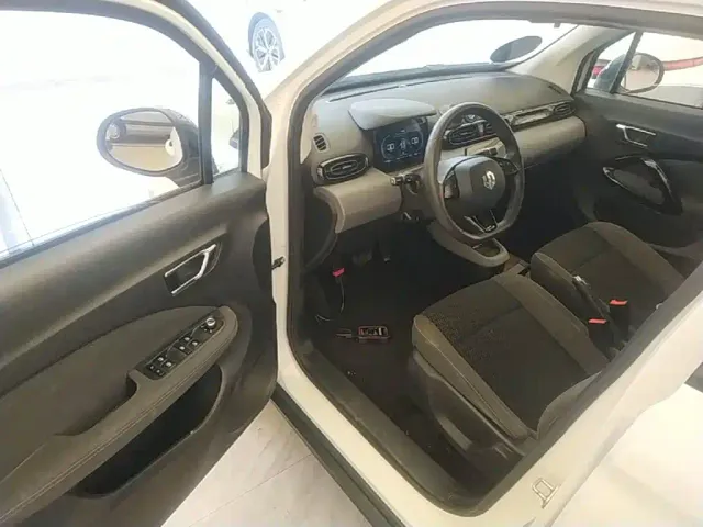 Leapmotor T03 — Фото автомобиля 15