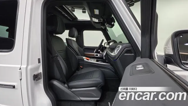 Mercedes-Benz G-Class — Фото автомобиля 23