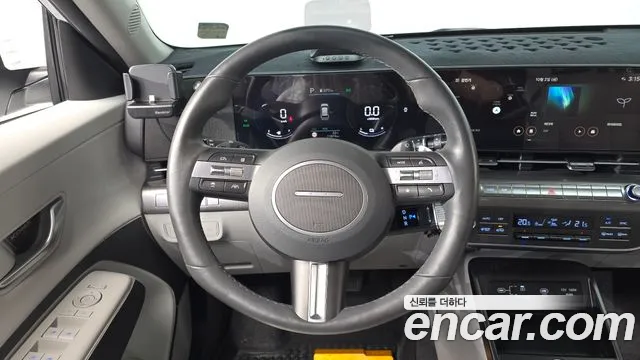 Hyundai Kona SX2 — Фото автомобиля 20