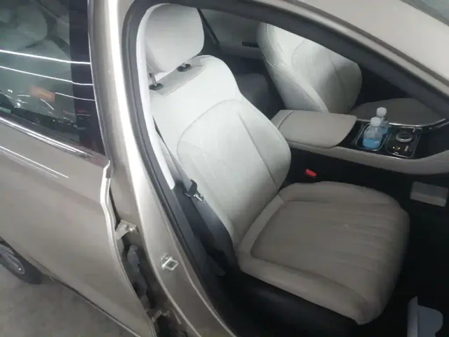 Geely Galaxy Stellar 6 — Фото автомобиля 24