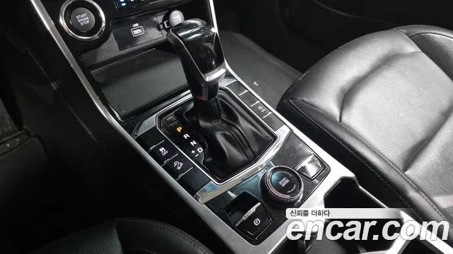 KGM Korando Beautiful — Фото автомобиля 12