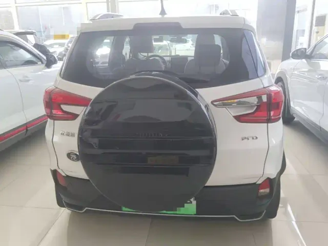 BYD Yuan Pro — Фото автомобиля 5