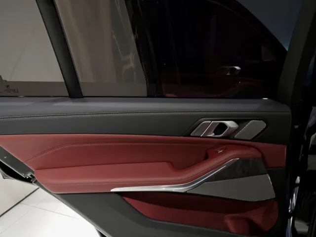 BMW X5 — Фото автомобиля 11