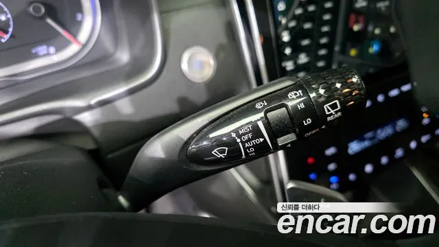 Hyundai Tucson Tucson (NX4) Дизель 2.0 2WD — Фото автомобиля 17
