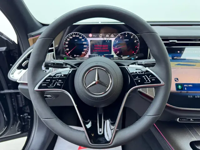 Mercedes-Benz E-Class — Фото автомобиля 11