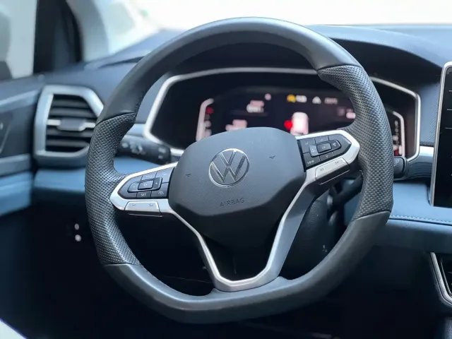 Volkswagen Tharu — Фото автомобиля 7