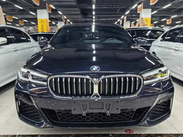 BMW 5 Series — Фото автомобиля 2
