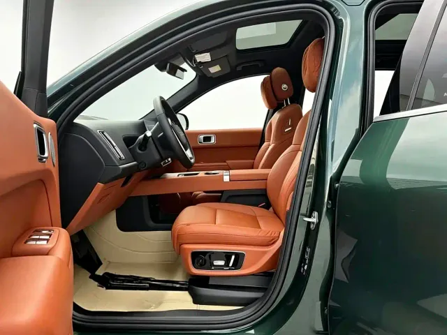 Li Auto L9 — Фото автомобиля 3