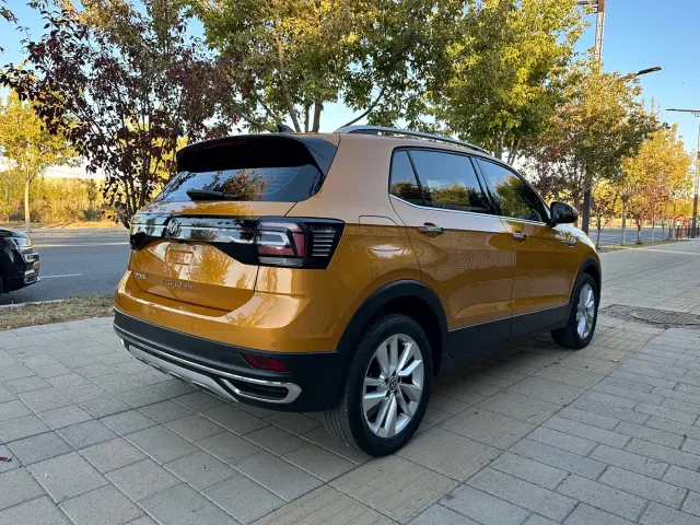 Volkswagen T-Cross — Фото автомобиля 9