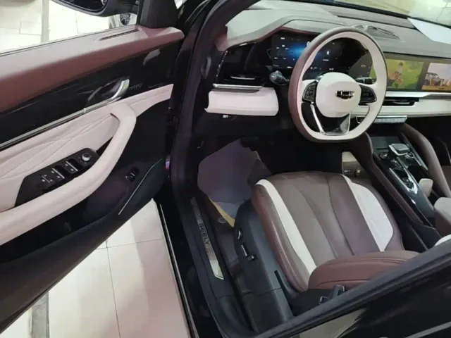 Geely Xingyue L — Фото автомобиля 11