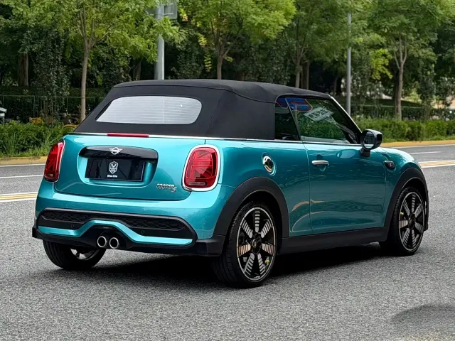 MINI Hatch — Фото автомобиля 6