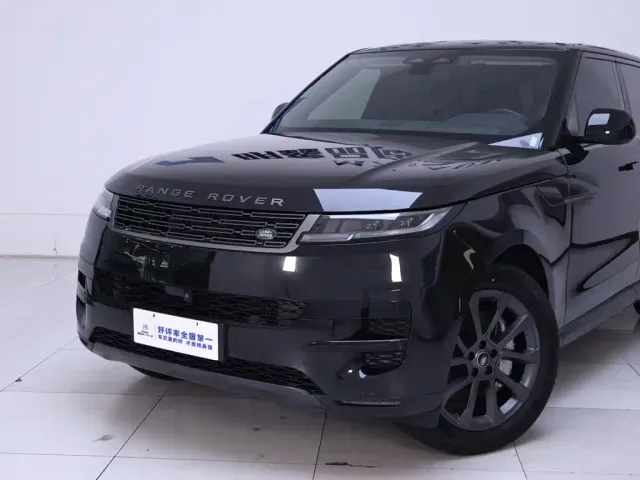 Land Rover Range Rover Sport — Фото автомобиля 3