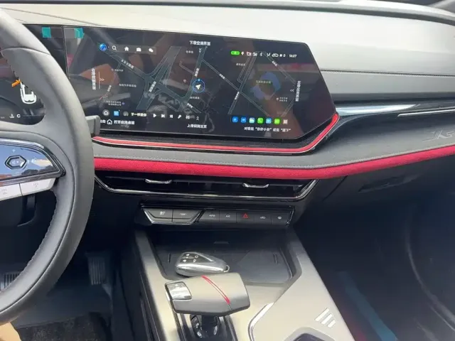 Changan Changan X5 PLUS 2024 1.5T DCT Pioneer Model — Фото автомобиля 8