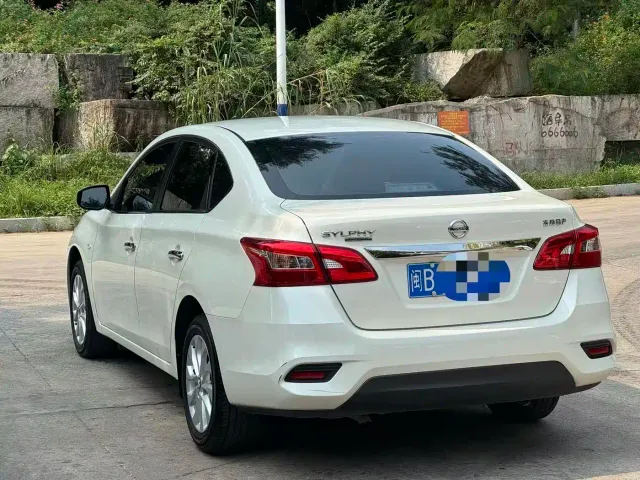 Nissan Sylphy — Фото автомобиля 7