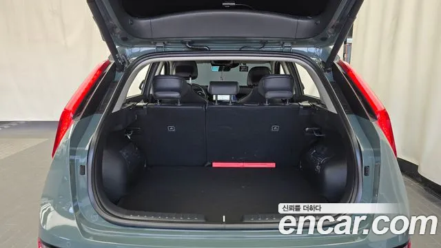 Kia Niro The All New — Фото автомобиля 24