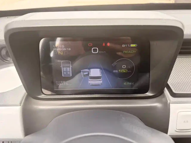 Wuling Hongguang Mini EV — Фото автомобиля 5