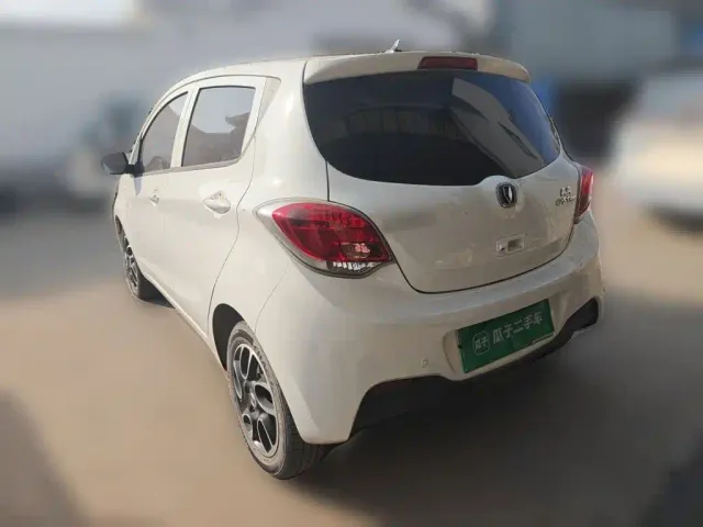 Changan Benben E-Star — Фото автомобиля 5