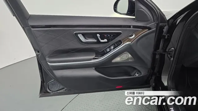 Mercedes-Benz S-Class W223 — Фото автомобиля 13