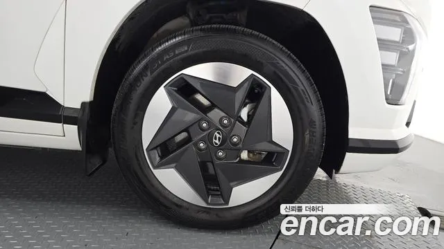 Hyundai Kona SX2 — Фото автомобиля 6