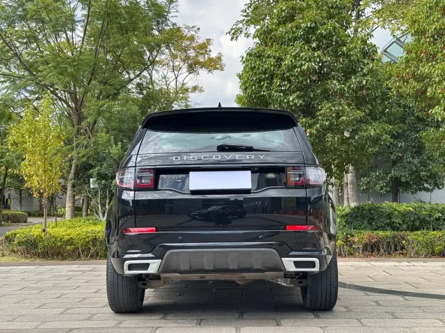 Land Rover Discovery Sport — Фото автомобиля 7