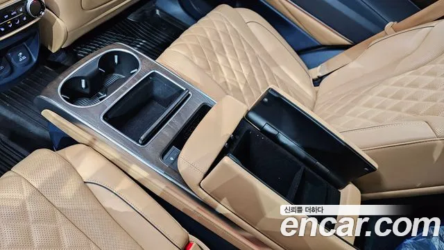 Genesis GV80 — Фото автомобиля 24