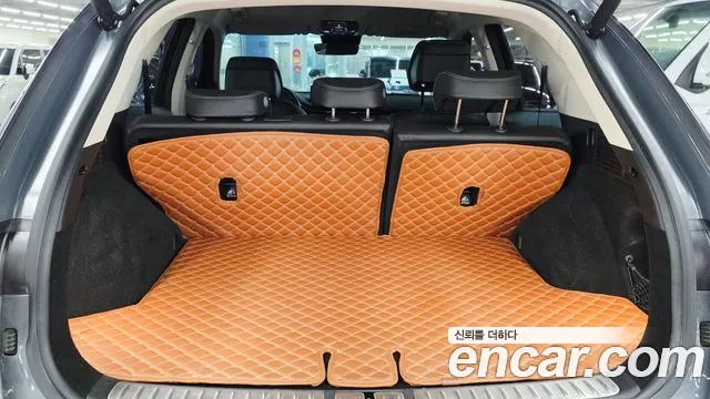 Genesis GV70 — Фото автомобиля 11