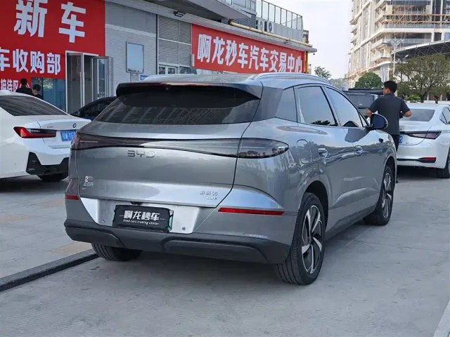BYD Sealion 06 — Фото автомобиля 9