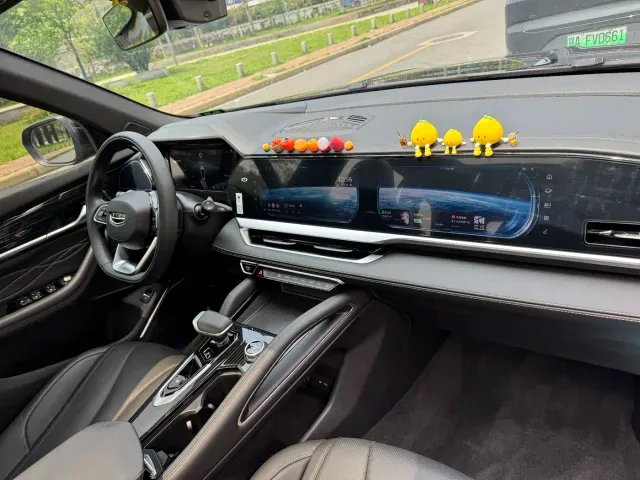 Geely Xingyue L — Фото автомобиля 5