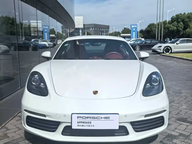 Porsche 718 — Фото автомобиля 2