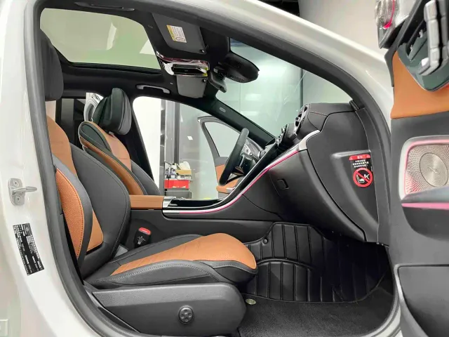 Mercedes-Benz C-Class — Фото автомобиля 5