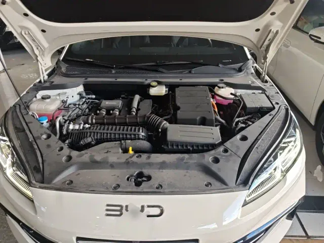 BYD Seal 06 — Фото автомобиля 19