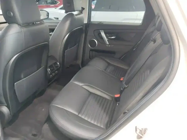 Land Rover Discovery Sport — Фото автомобиля 16