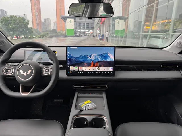 Wuling Starlight — Фото автомобиля 6