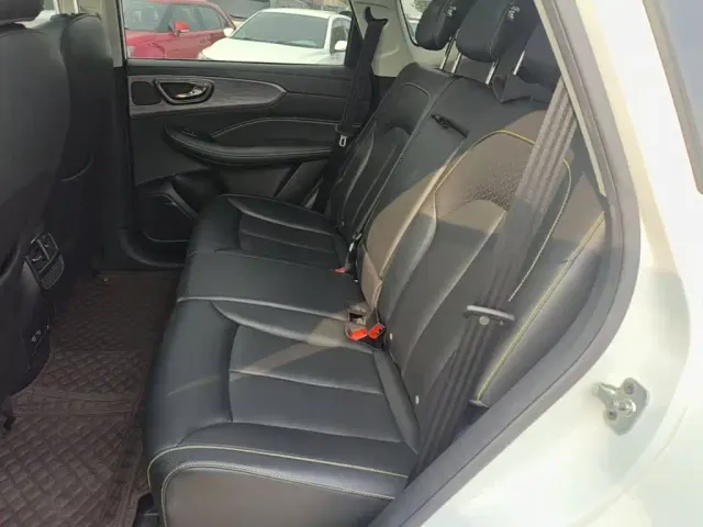 Roewe Roewe RX5 New Energy 2021 Model ePLUS National Trend Ronglin Luxury Edition — Фото автомобиля 16