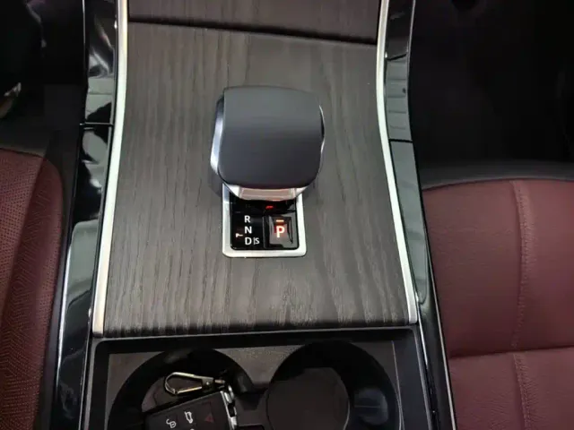 Land Rover Range Rover Evoque — Фото автомобиля 13